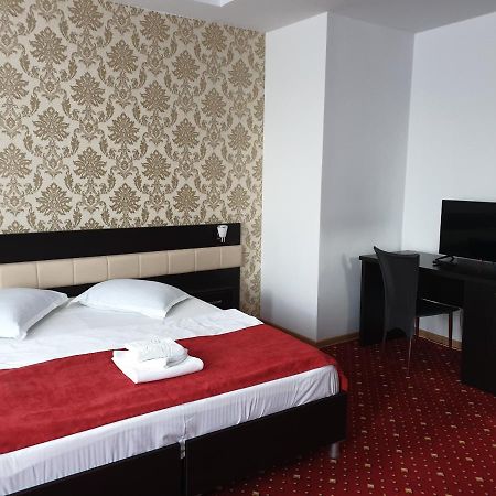 Hotel Magic - City Center Piteşti Exteriér fotografie